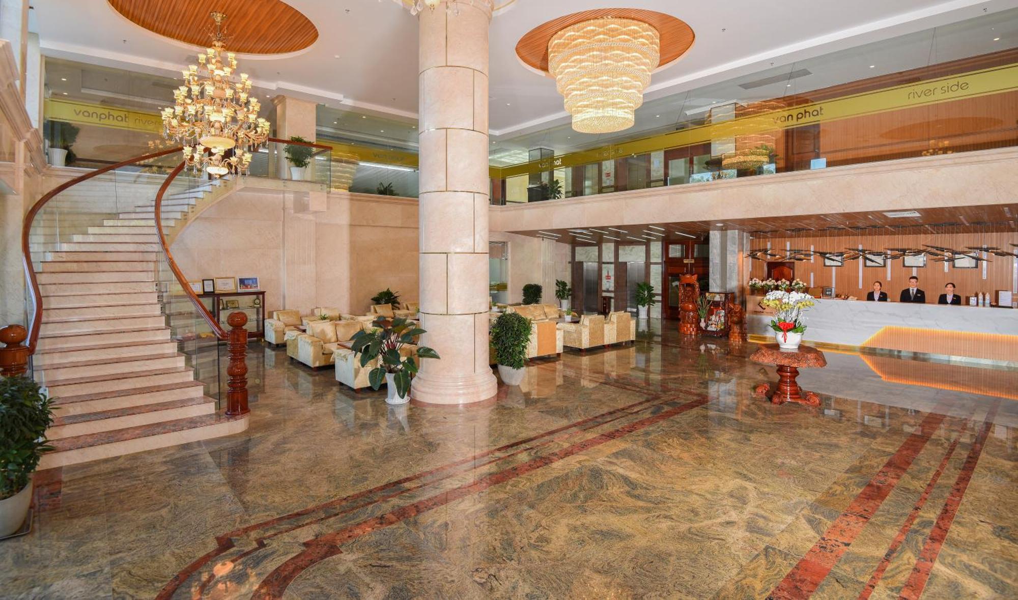 Van Phat Riverside Hotel Can Tho Exterior foto