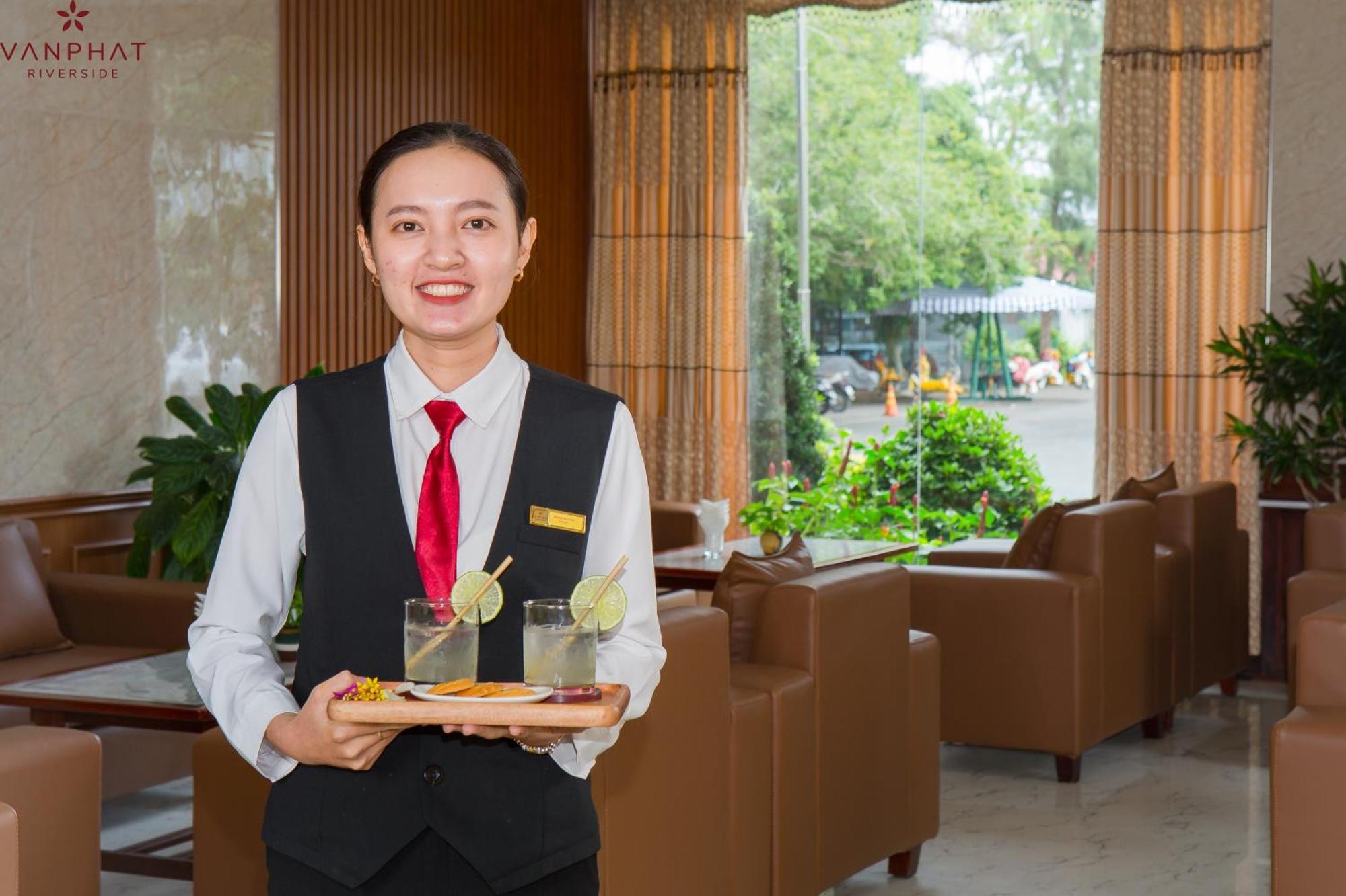 Van Phat Riverside Hotel Can Tho Exterior foto