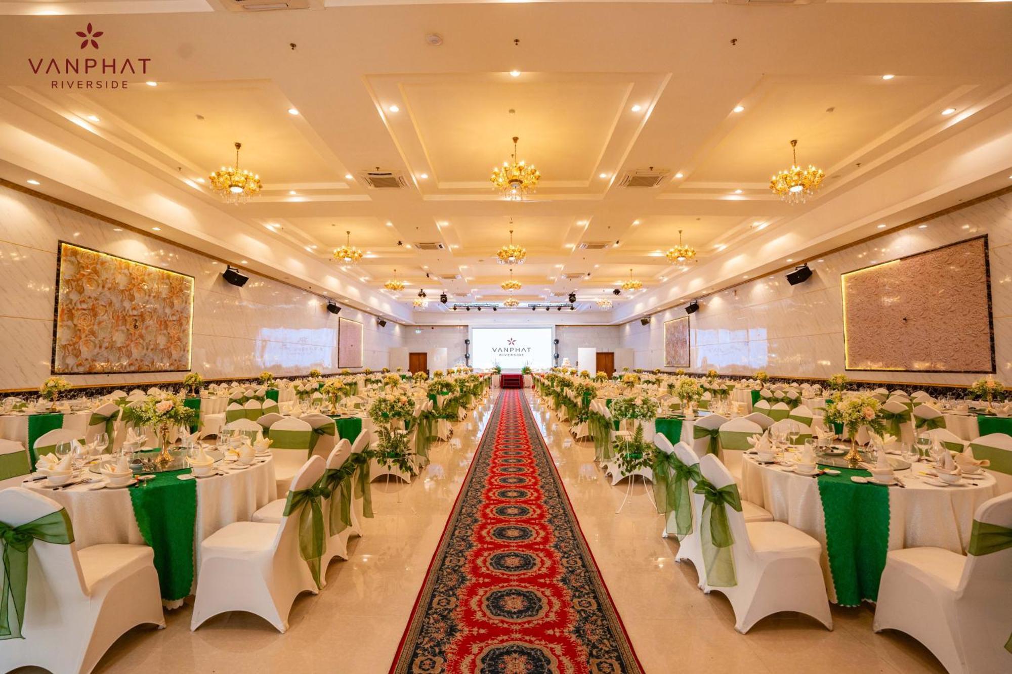 Van Phat Riverside Hotel Can Tho Exterior foto